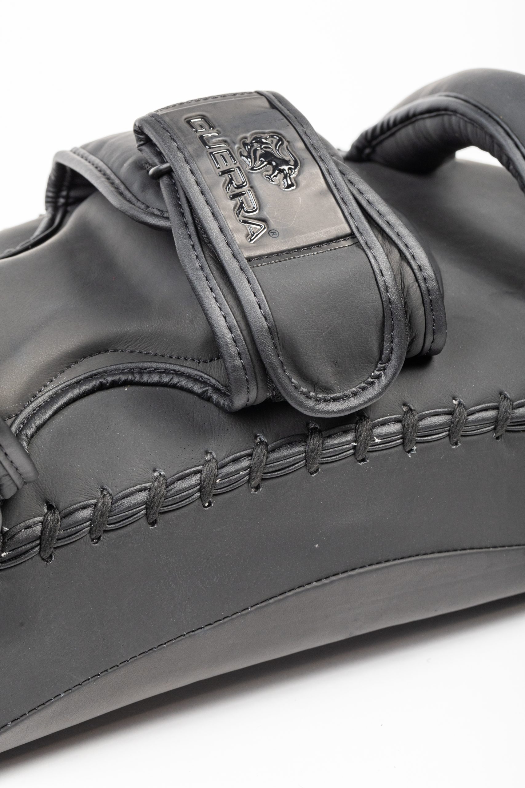 Muay Thai Pads (Pair)